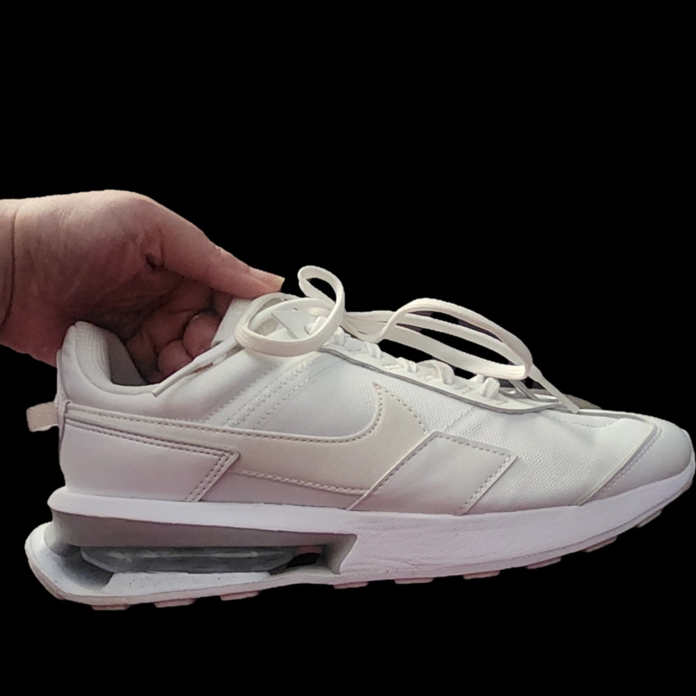 Nikes White Athletic Sneakers